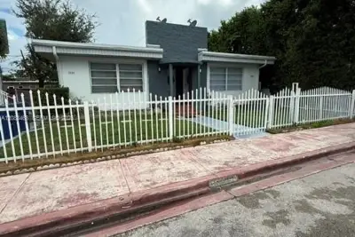 1995 Marseille Dr #6, Miami Beach: photo 1 of 16