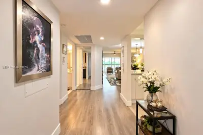 1400 SW 137th Ave #305F, Pembroke Pines: photo 1 of 23