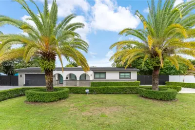 18731 SW 87th Ave, Cutler Bay: photo 1 of 39