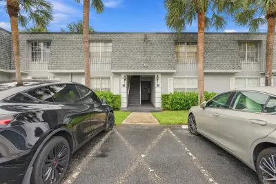 424 NW 70th Ave #121, Plantation: photo 1 of 33