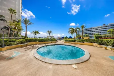 7601 E Treasure Dr #1722, North Bay Village: photo 1 of 40