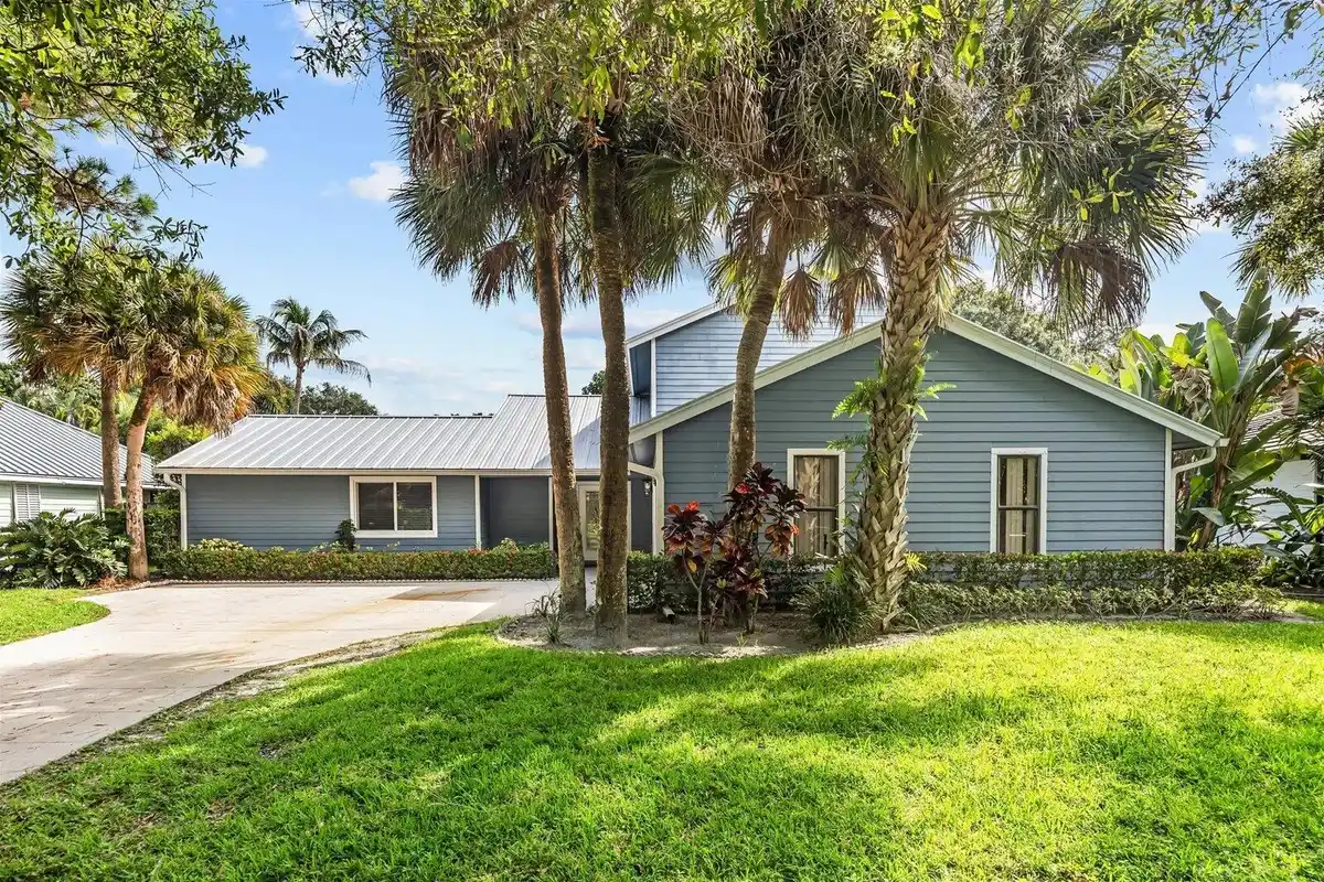 18831 Misty Lake Dr, Jupiter: photo 1 of 51