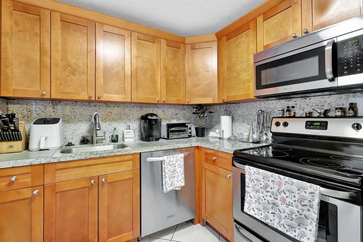 637 Monaco Ct N, Delray Beach: photo 1 of 60
