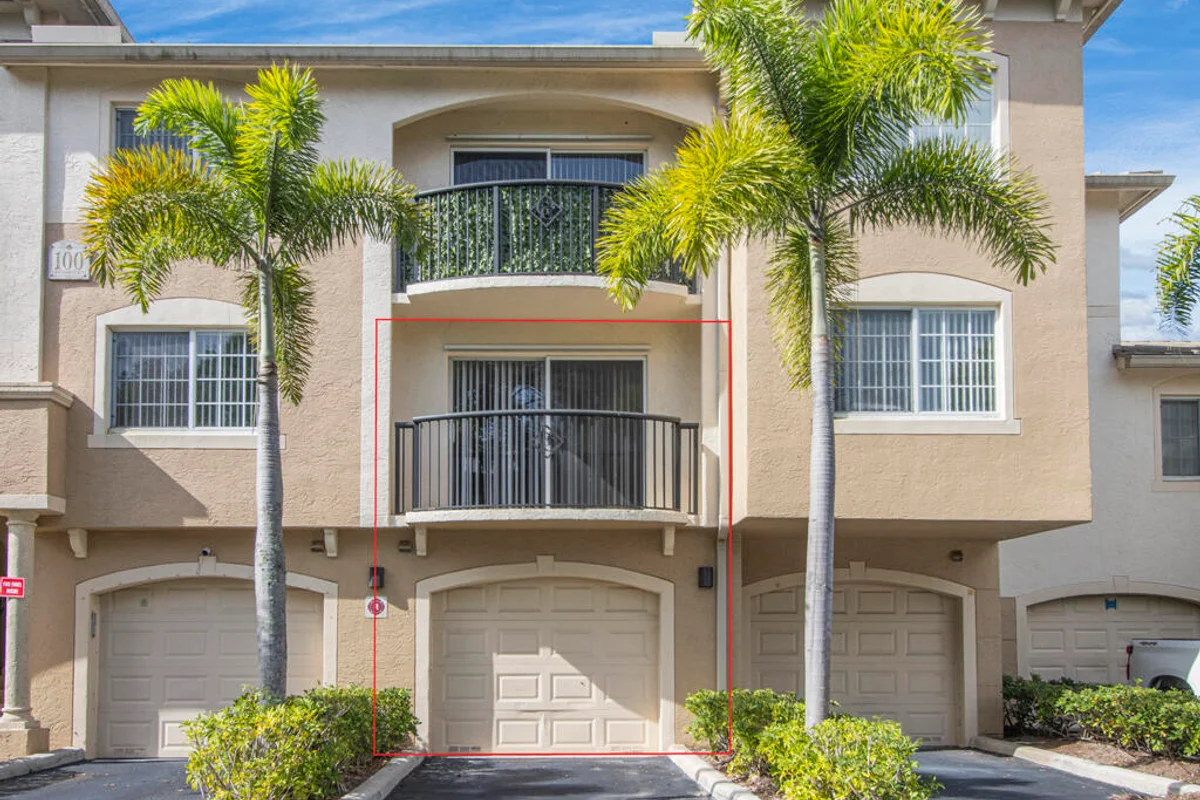 100 Crestwood Ct N #109, Royal Palm Beach: photo 1 of 21