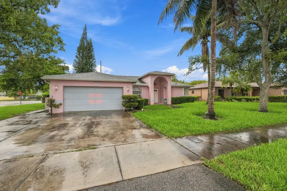 3243 NW 43rd Pl, Oakland Park: photo 1 of 22