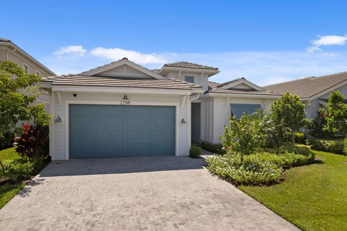 12598 Nautilus Cir, Palm Beach Gardens: photo 1 of 37