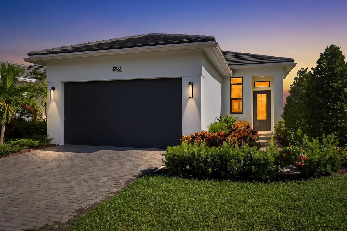 4853 Saint Armands Way, Westlake: photo 1 of 48