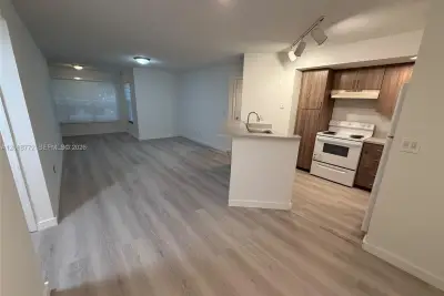 457 Vista Isles Dr #2114, Sunrise: photo 1 of 27