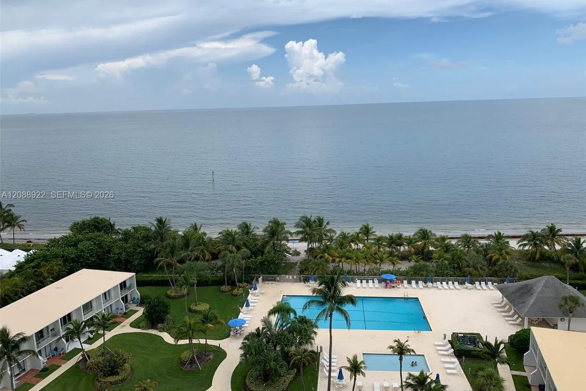 881 Ocean Dr #12C, Key Biscayne: photo 1 of 39