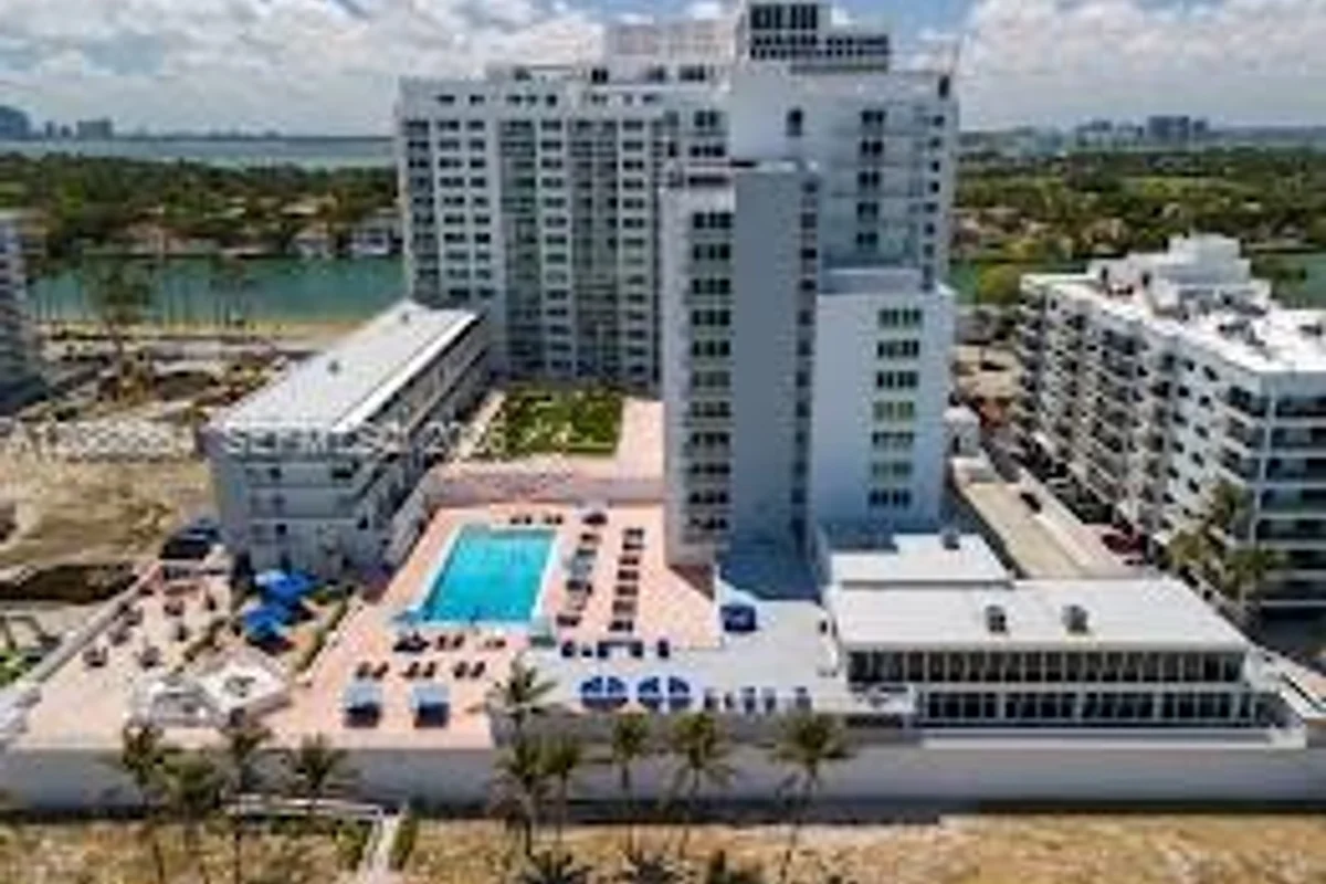 5401 Collins Ave #826, Miami Beach: photo 1 of 56