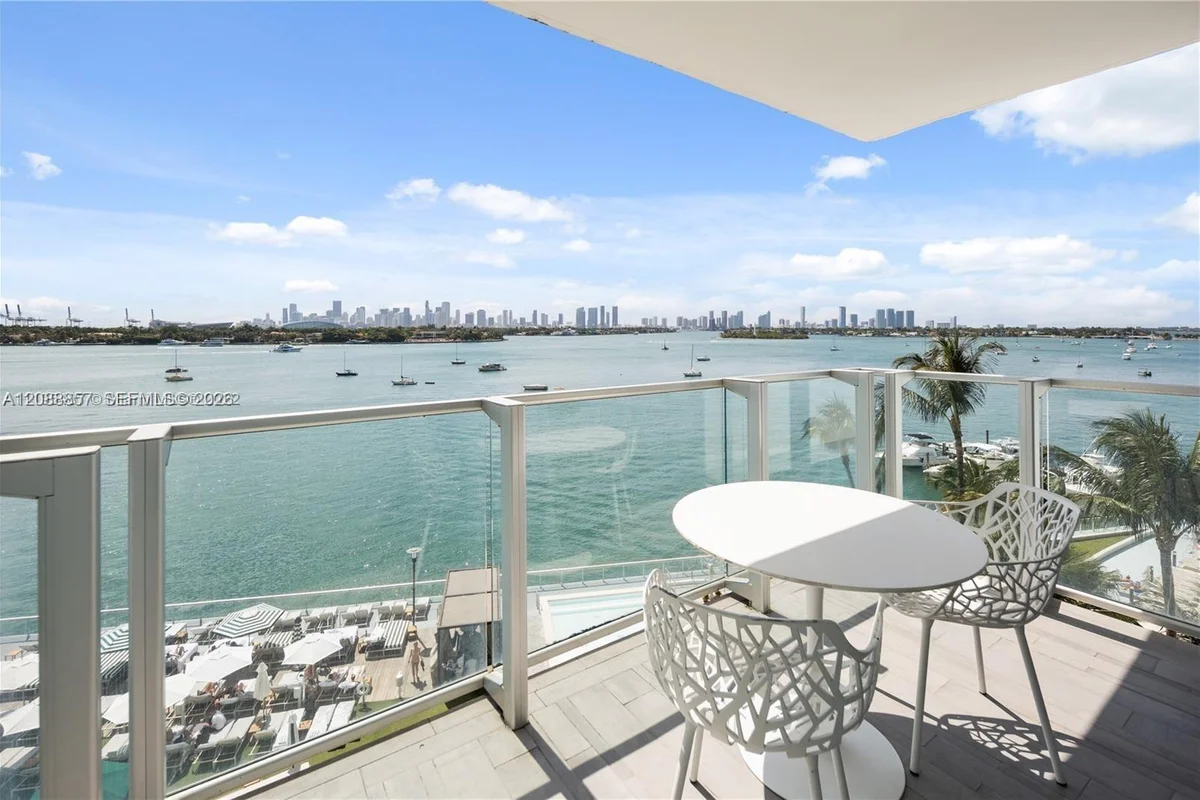 1100 West Ave #616, Miami Beach: photo 1 of 37
