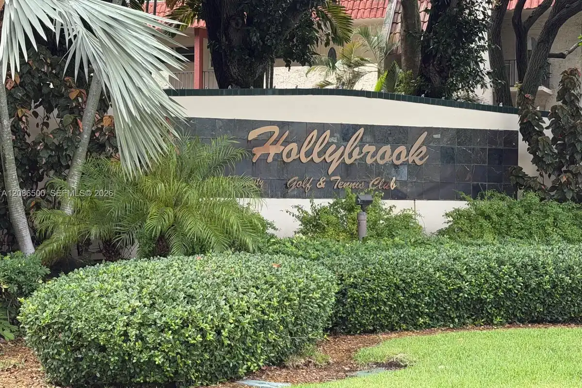 400 S Hollybrook Dr #306, Pembroke Pines: photo 1 of 31