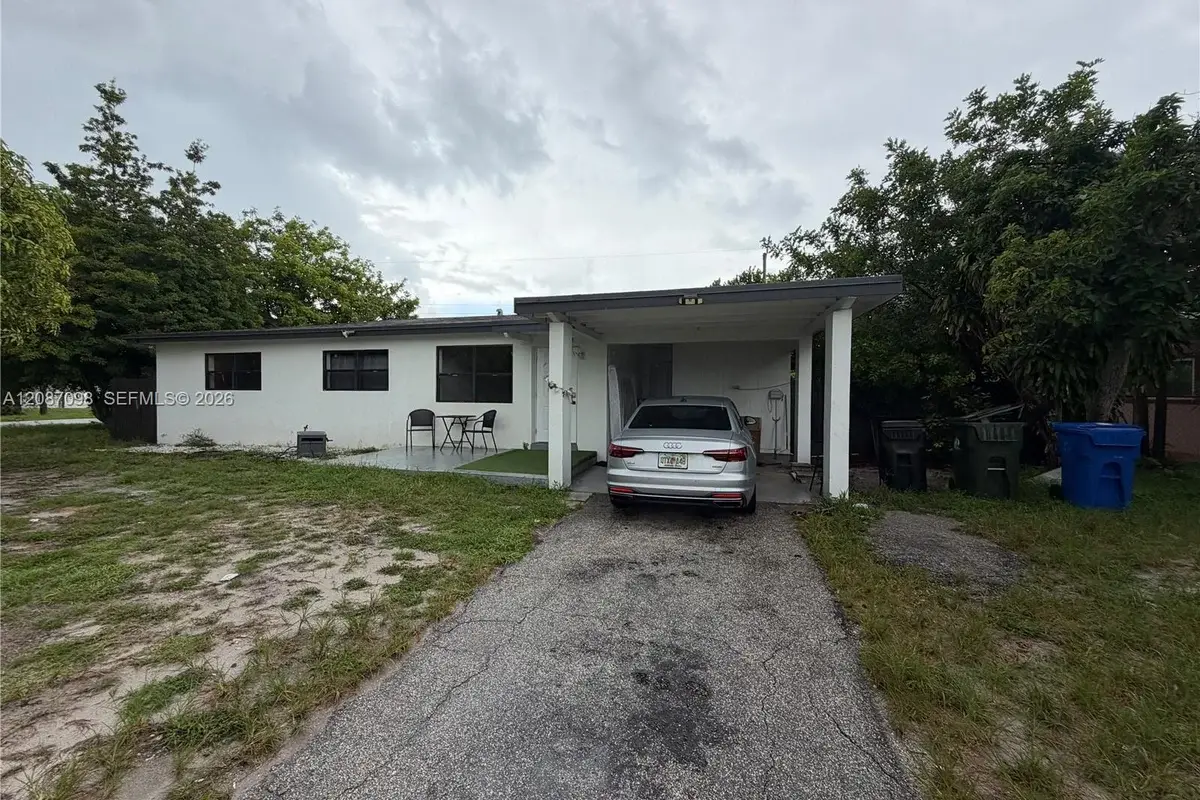 1200 NW 18th Ct, Fort Lauderdale: photo 1 of 30