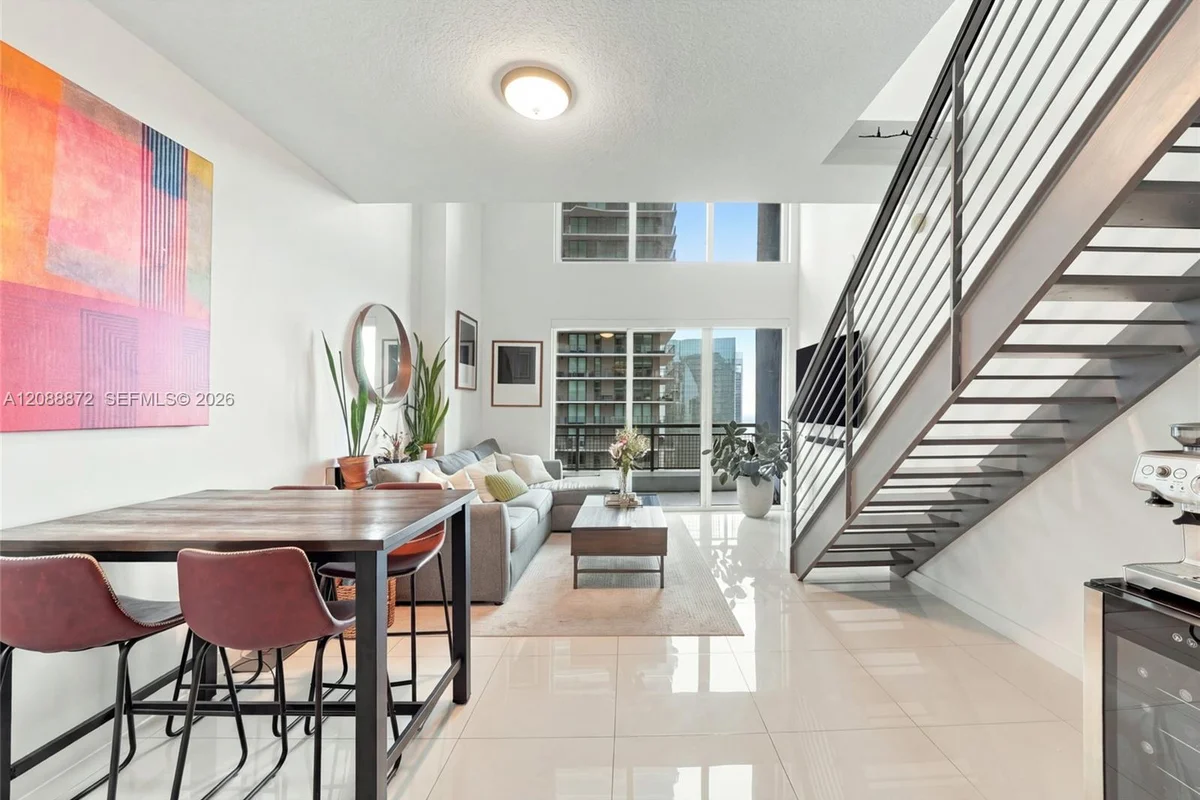 60 SW 13th St #3204, Miami: photo 1 of 36