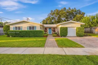 9125 SW 65th St, Miami: photo 1 of 41