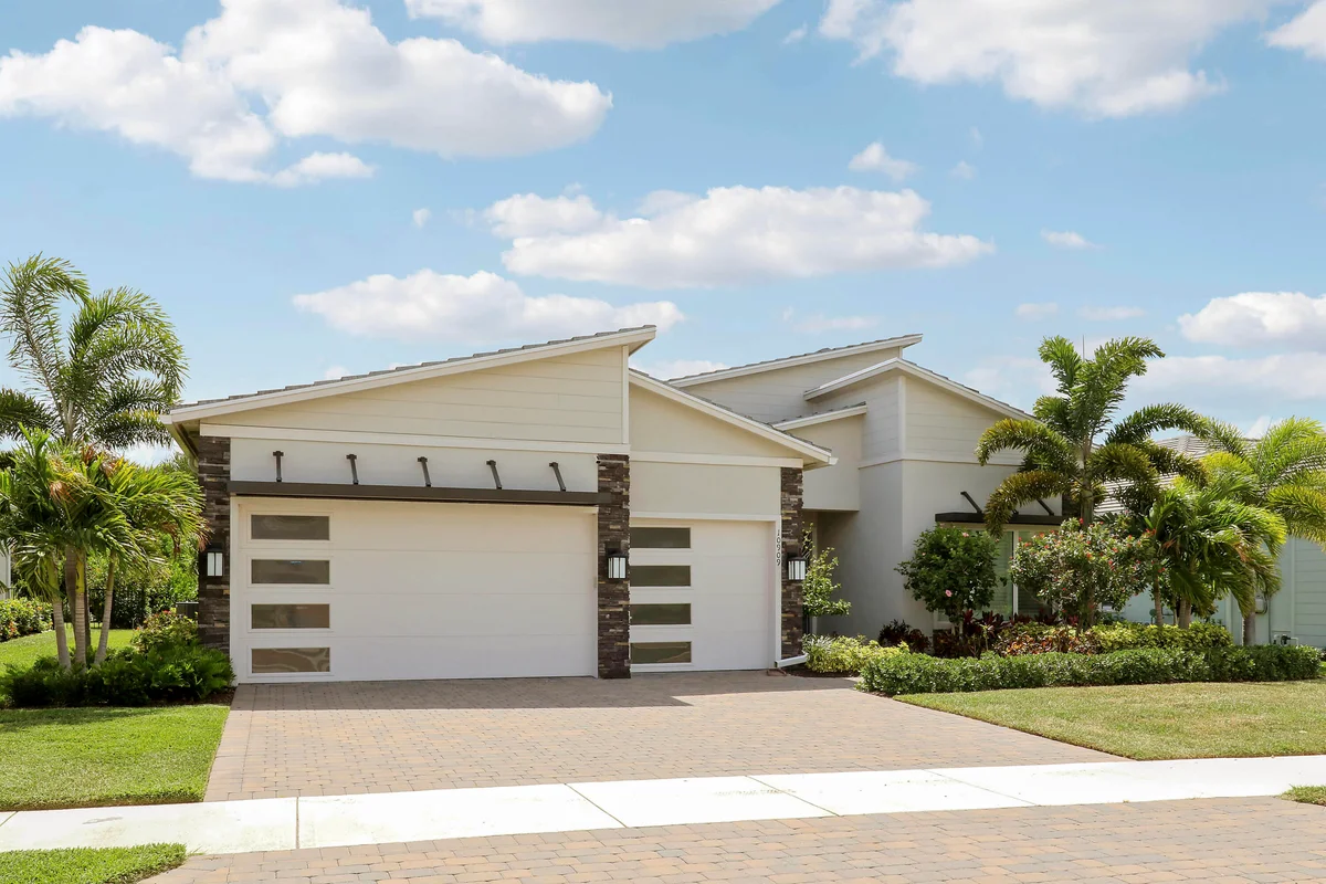 10909 Stellar Cir, Palm Beach Gardens: photo 1 of 49