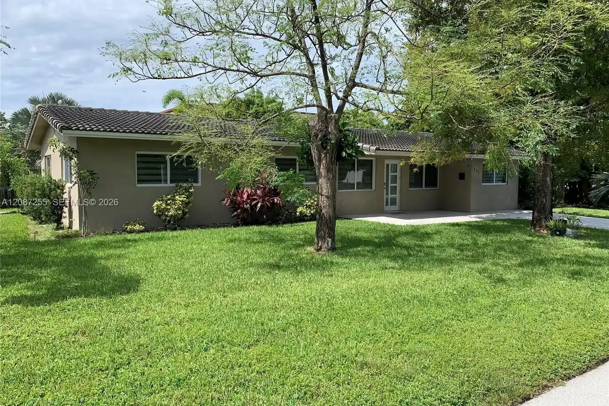 491 SE 23rd Ave, Pompano Beach: photo 1 of 18