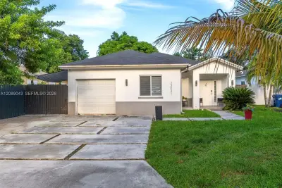 23031 SW 124th Ave, Miami: photo 1 of 34