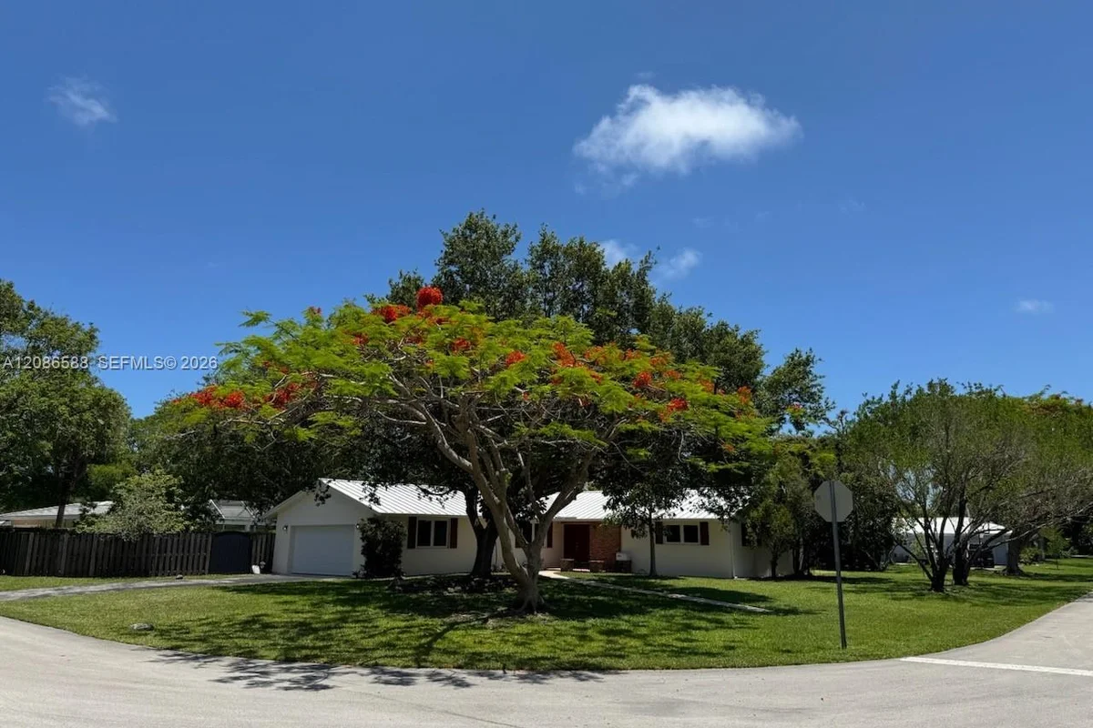 16101 SW 87th Ct, Palmetto Bay: photo 1 of 24