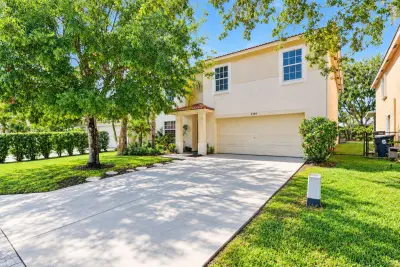 5349 Meadows Edge, Lake Worth: photo 1 of 51