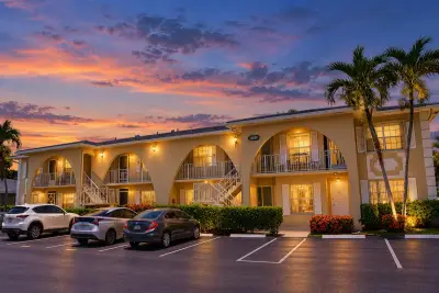 13638 Via Flora #D, Delray Beach: photo 1 of 38