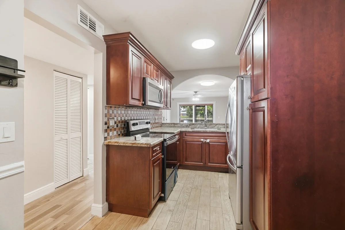 9672 W Mcnab Rd #109, Tamarac: photo 1 of 23