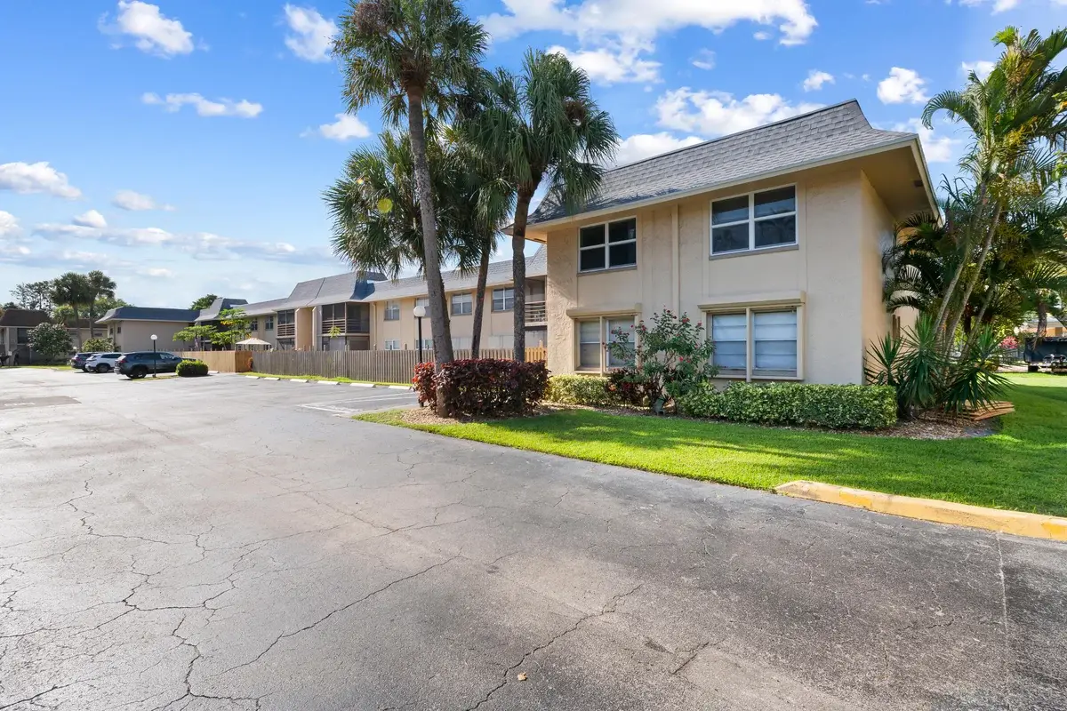 1231 NW 13th St #470F, Boca Raton: photo 1 of 22