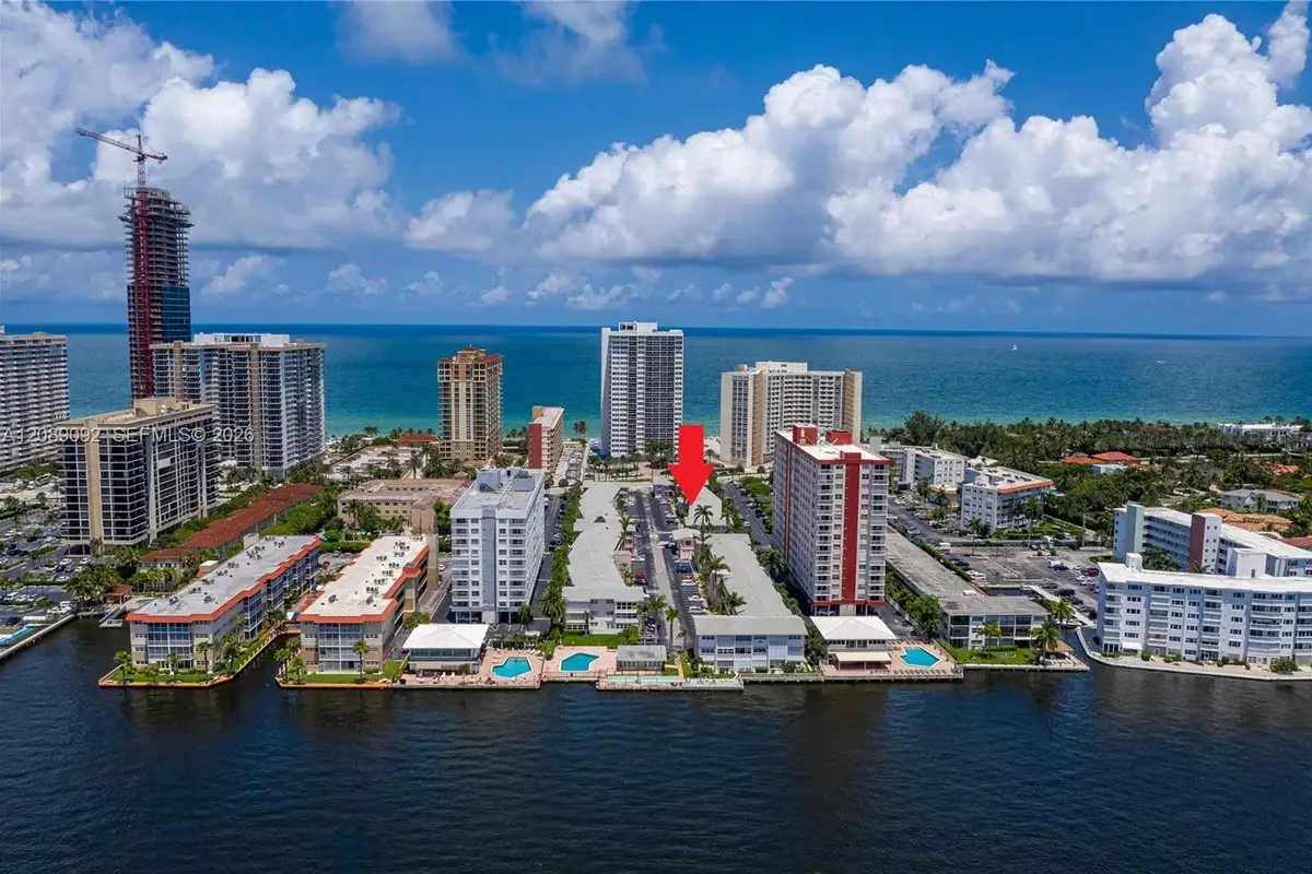 3131 S Ocean Dr #110, Hallandale Beach: photo 1 of 31