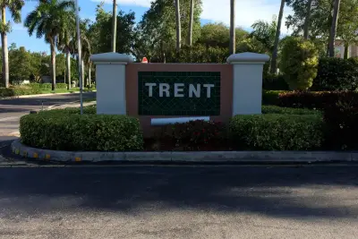 Condo in Tamarac: photo 1 of 39