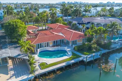 1249 Biscaya Dr, Surfside: photo 1 of 77