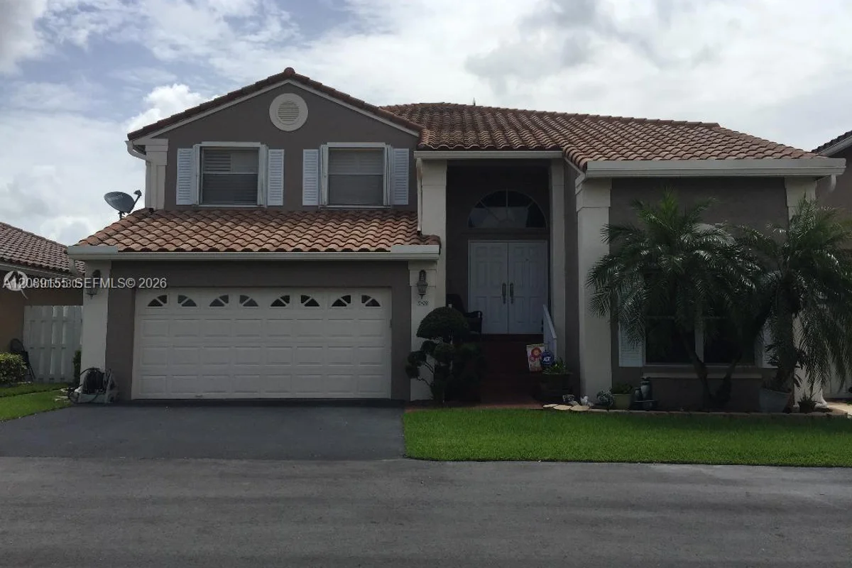9509 NW 9th Ct, Plantation: photo 1 of 29