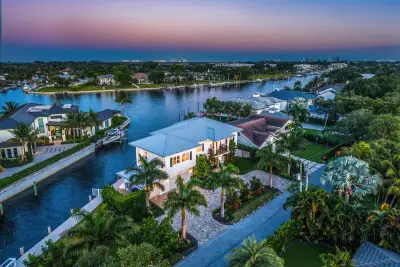 12898 S Shore Dr, Palm Beach Gardens: photo 1 of 87