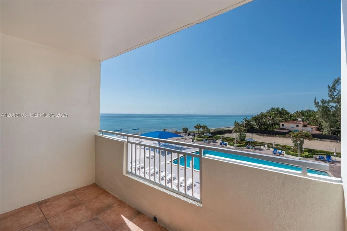 3180 S Ocean Dr #310, Hallandale Beach: photo 1 of 41