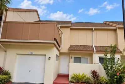 838 NW 82nd Ave #2, Plantation: photo 1 of 25