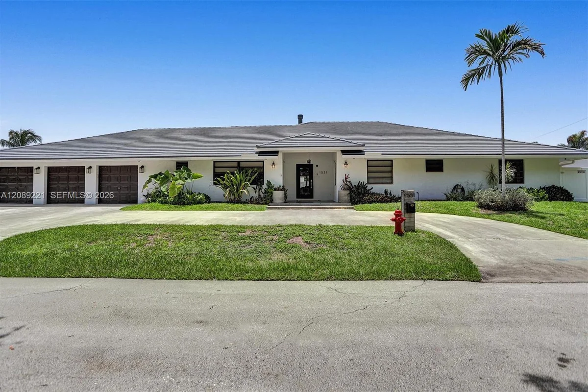 1531 SE 24th Ter, Pompano Beach: photo 1 of 54