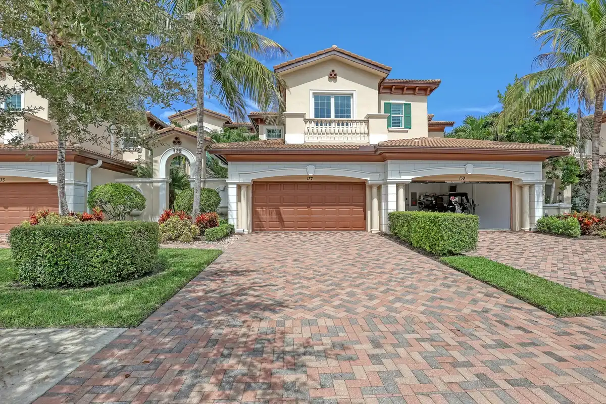 175 Tresana Blvd #137, Jupiter: photo 1 of 39