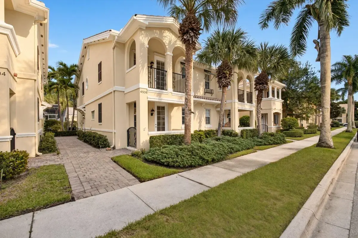 4506 Illicium Dr, Palm Beach Gardens: photo 1 of 43