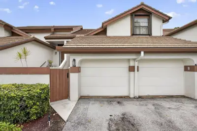 12644 Shoreline Dr #8F, Wellington: photo 1 of 39