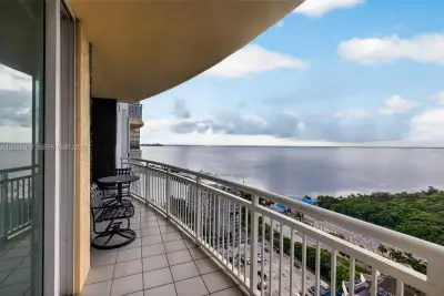 2475 Brickell Ave #2401, Miami: photo 1 of 14