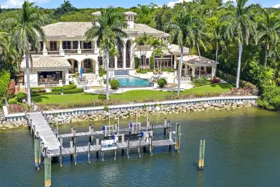 2330 Seven Oaks Ln, Palm Beach Gardens: photo 1 of 86