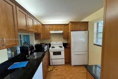 10855 SW 112th Ave #316, Miami: photo 1 of 25