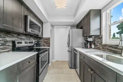 2037 S Seacrest Blvd #B, Boynton Beach: photo 1 of 23