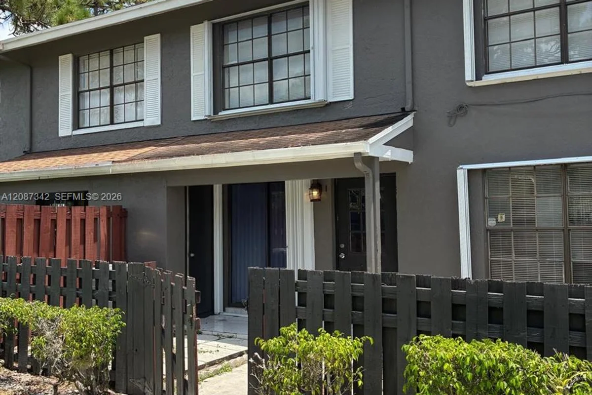 5023 E Society Pl E #I, West Palm Beach: photo 1 of 27