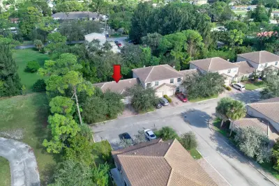 4653 Villas Santorini Dr, Lake Worth: photo 1 of 44
