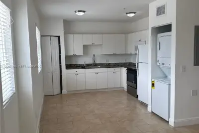 8250 W 21st Ln #C211, Hialeah: photo 1 of 11