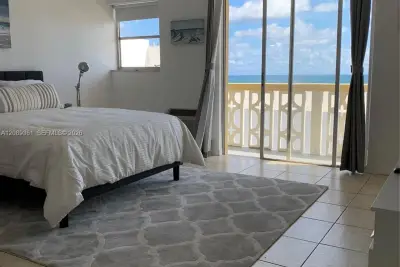 3100 Collins Ave #1002, Miami Beach: photo 1 of 1