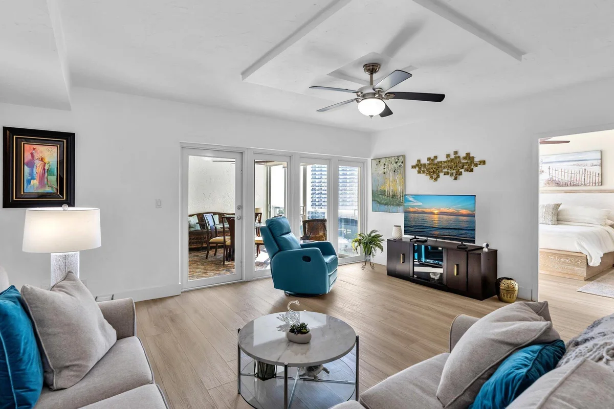 3300 NE 36th St #912, Fort Lauderdale: photo 1 of 55