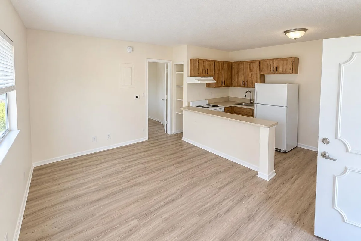 5156 NE 6th Ave #222, Oakland Park: photo 1 of 4