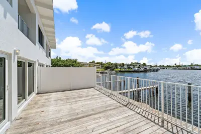 624 Southwind Cir #3, North Palm Beach: photo 1 of 42