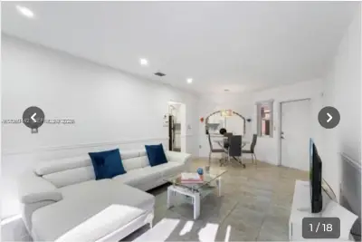 18630 NE 18th Ave #235, Miami: photo 1 of 14